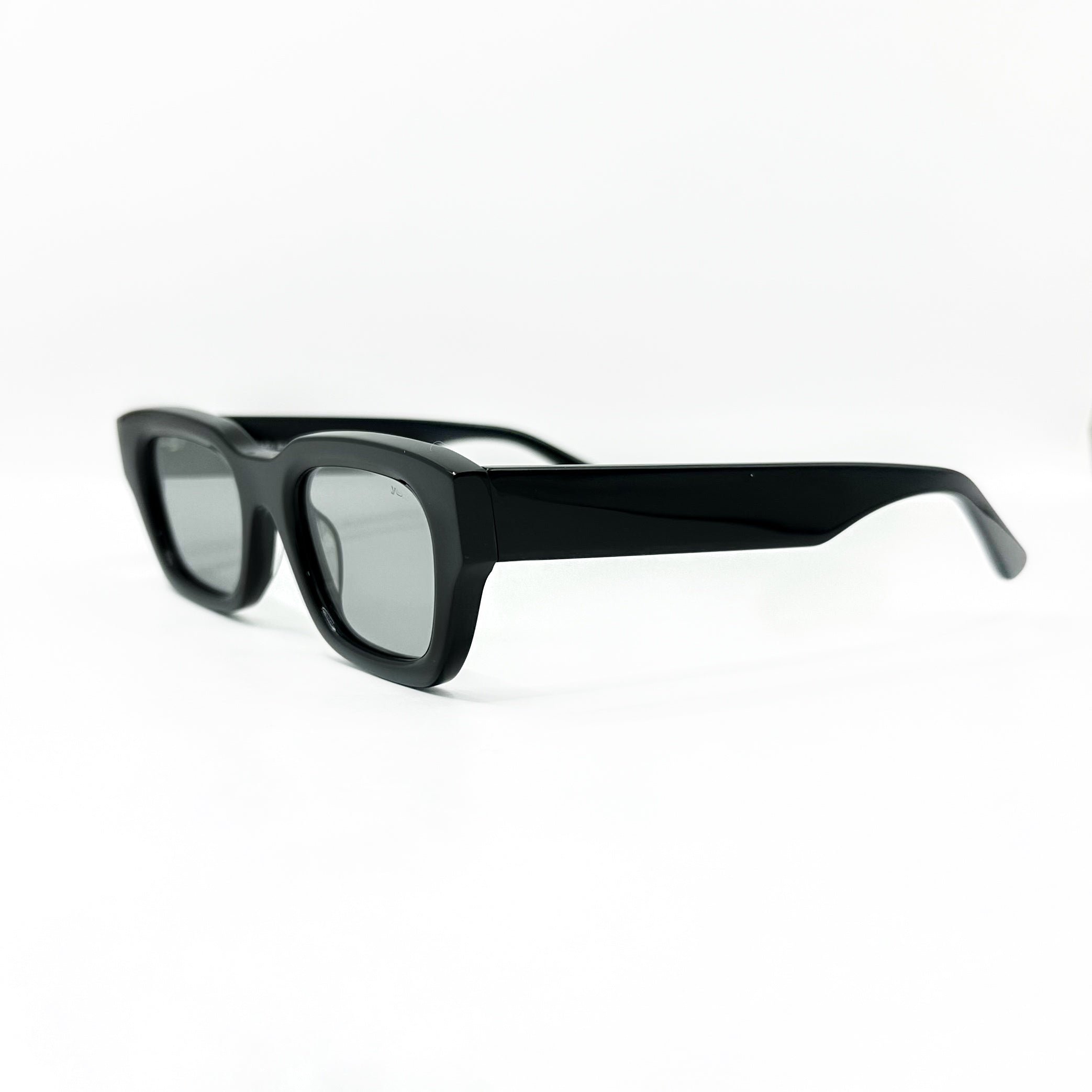 HALO BLACK
