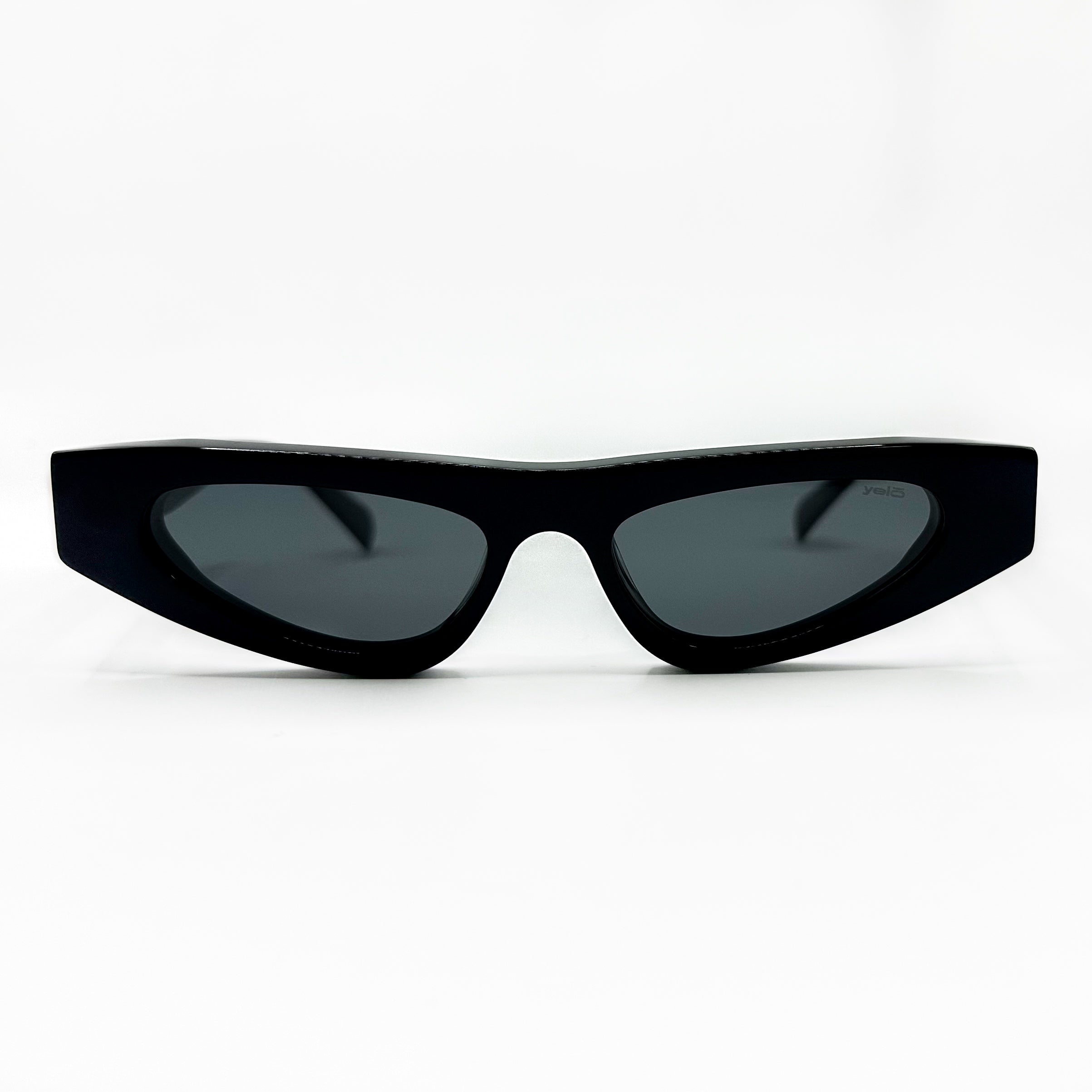 UNIT BLACK