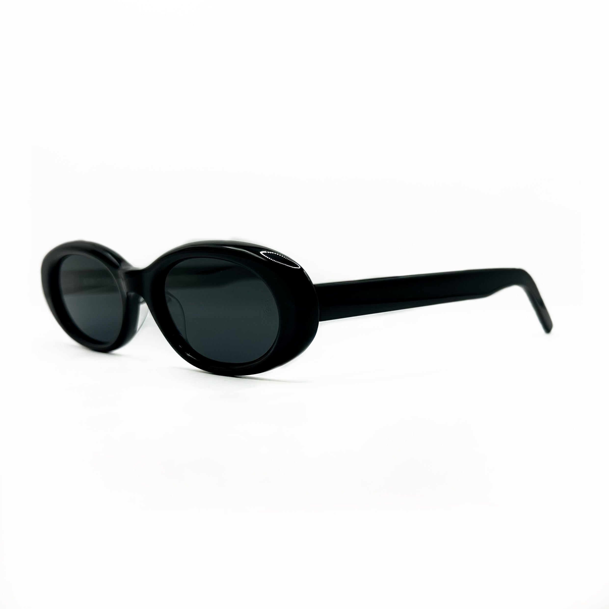 BUNNY BLACK