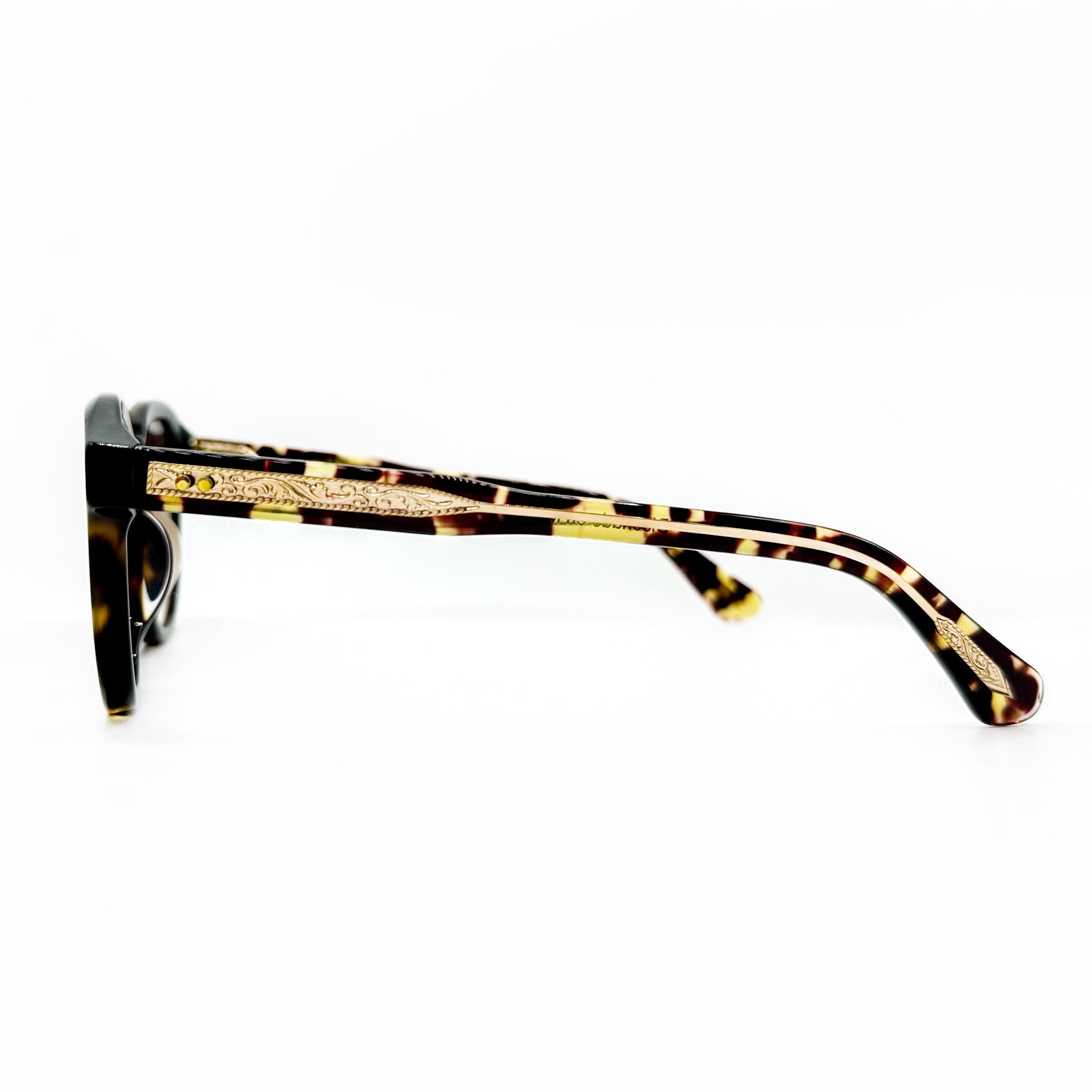 GLEEN 02 BROWN