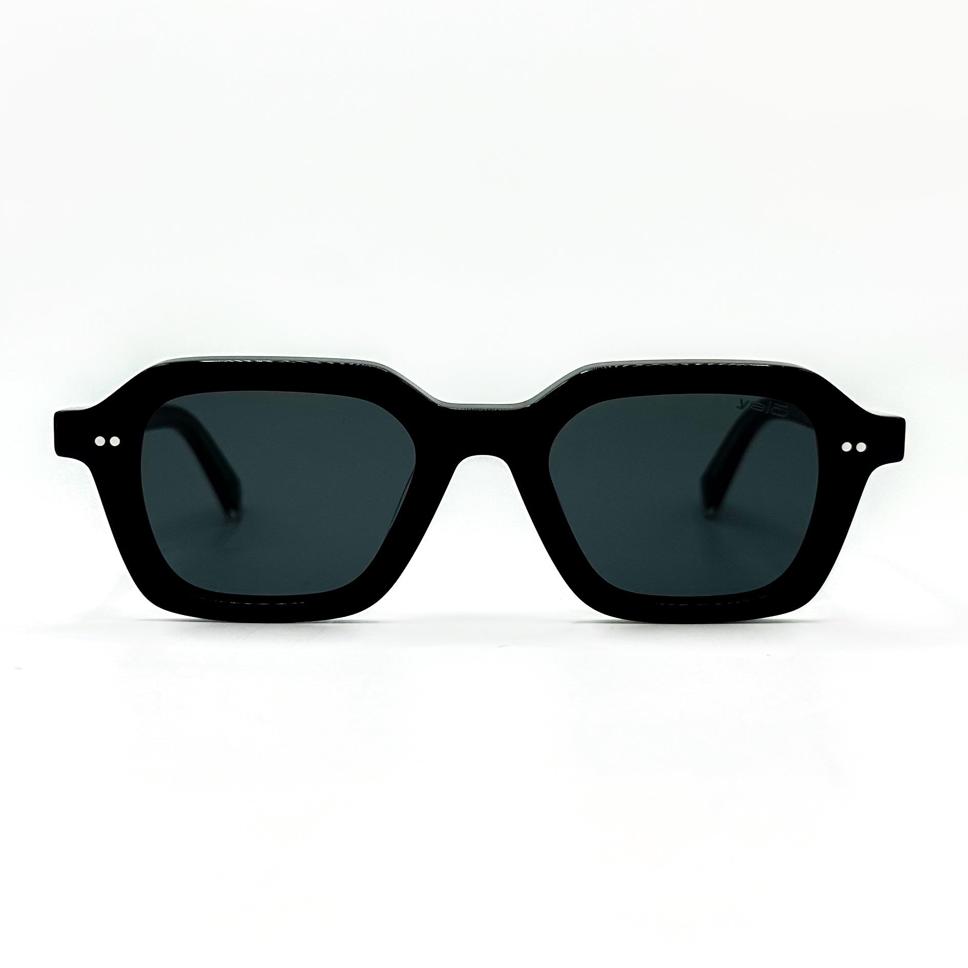 KYRO BLACK