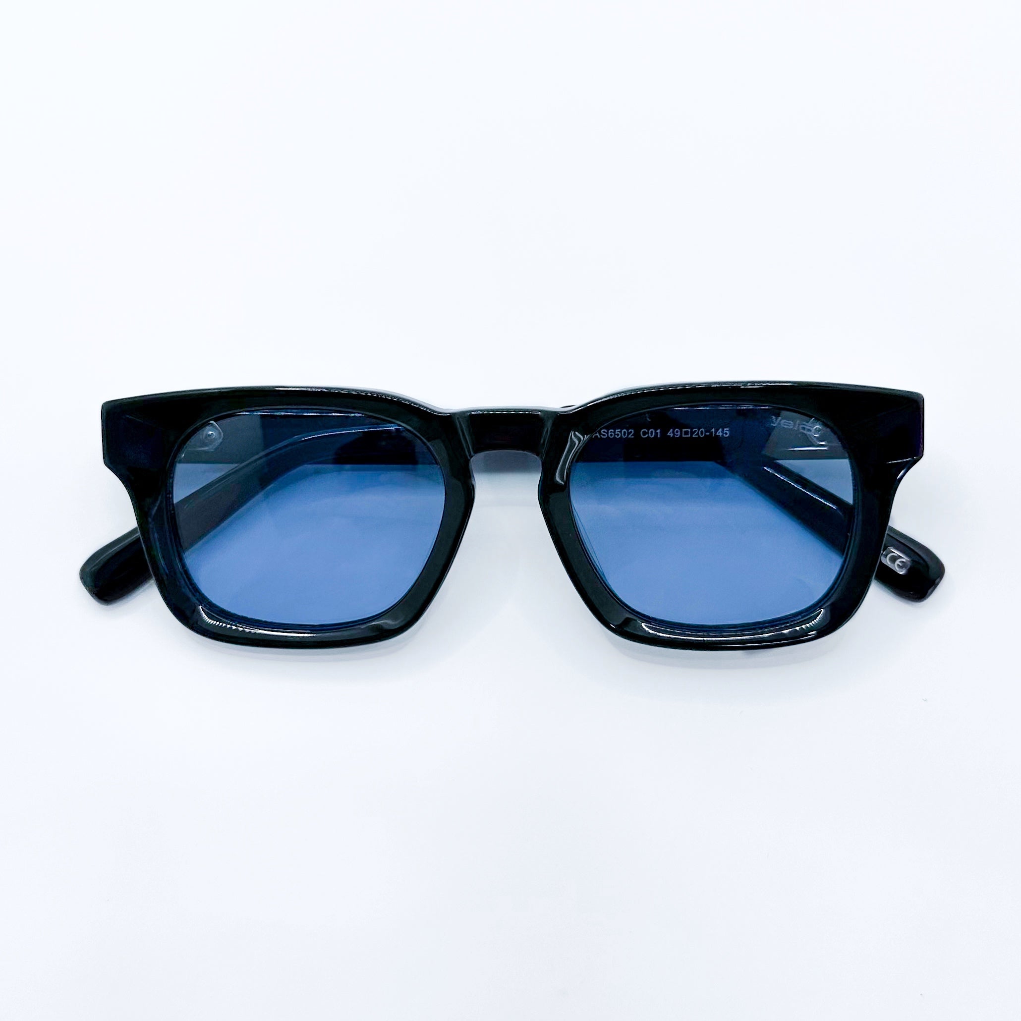 OLIVER BLUE