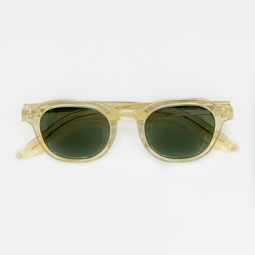 Gleen Clear and Green marca mexicana Yelō Eyewear